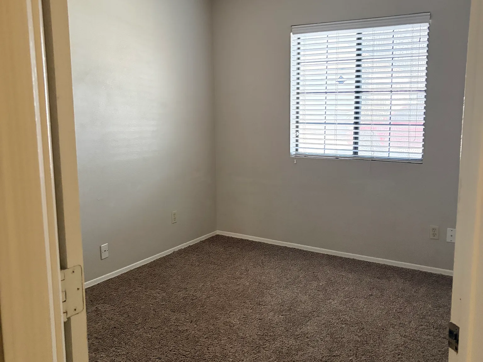 3 bed, 1191 sqft, $1,750 — Photo 2