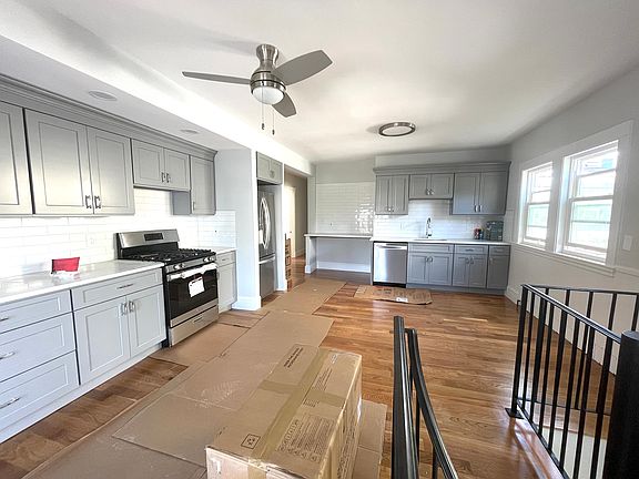 2nd image of 63 Waverly St #1A