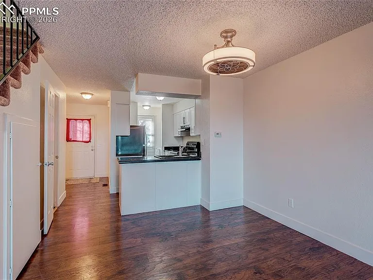 1642 S Idalia Cir #B — Photo 15