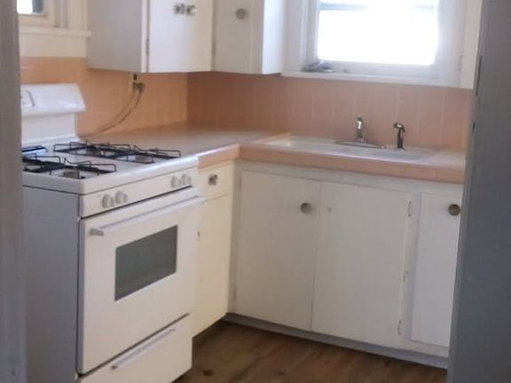 4th image of 1000 Fisher St