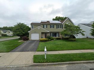 37 Tamarack St, Howell, NJ 07731