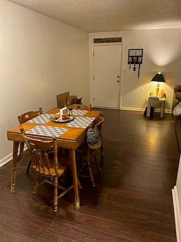 1 bed, 781 sqft, $985 — Photo 4