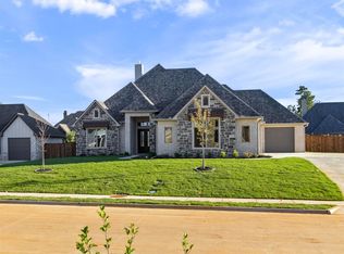 3919 Hidden Hills Cir, Longview, TX 75605