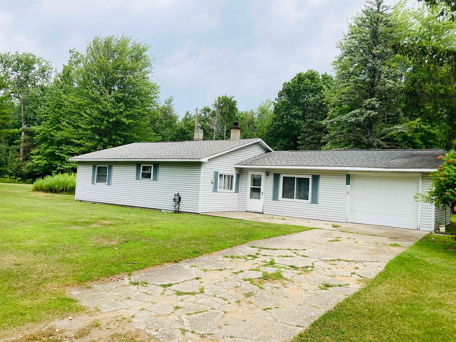 1765 E Coggins Rd, Pinconning, MI 48650 Zillow