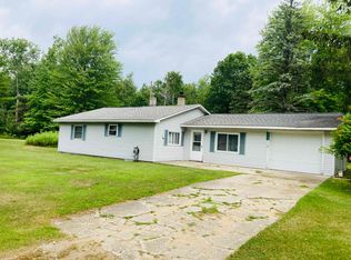 1765 E Coggins Rd, Pinconning, MI 48650