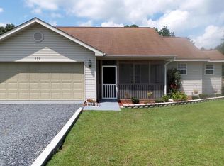 370 Lakebay Rd, Vass, NC 28394