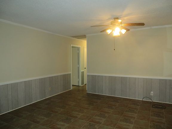 5th image of 110 Johns St