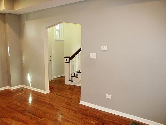 4th image of 5003 N Hermitage Ave