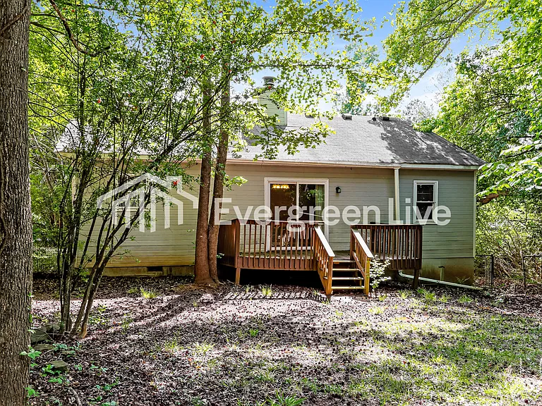 813 Shawnee Dr — Photo 14