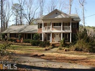 6605 Yacht Club Dr, Acworth, GA 30102