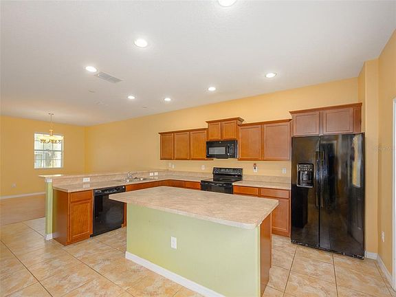 3rd image of 1300 Seburn Rd