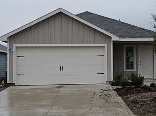 608 Cherry Bark Dr, Royse City, TX 75189