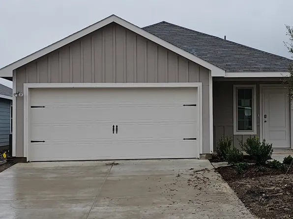 608 Cherry Bark Dr, Royse City, TX 75189