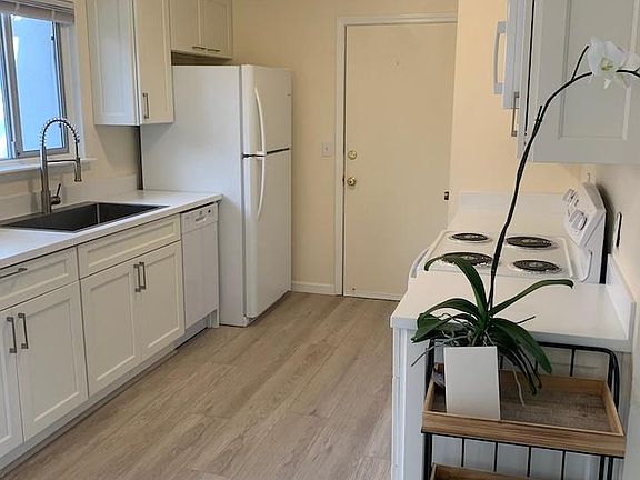 5th image of 112 El Cerrito Way