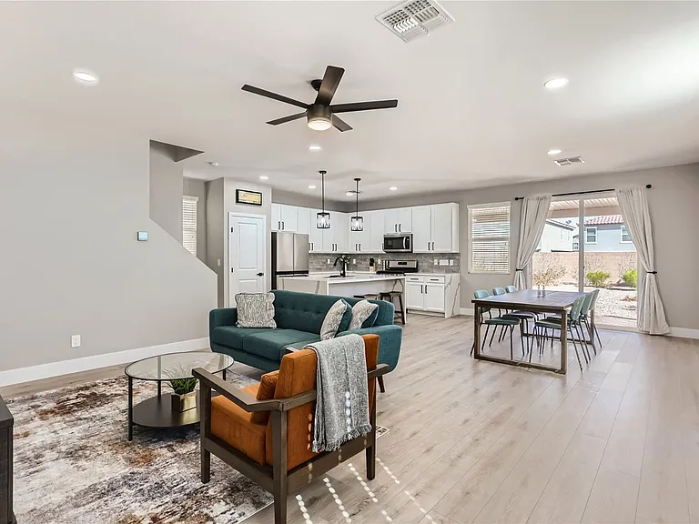 8440 Alder Sprout Ave — Photo 2