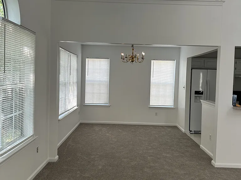 4 Marigold Ln — Photo 27
