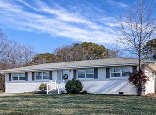 213 Hornsbyville Rd, Yorktown, VA 23692