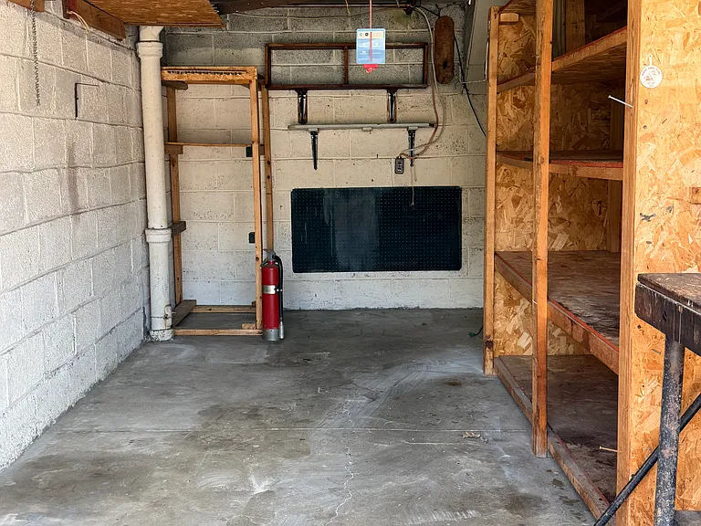 3303 Hartel Ave — Photo 84