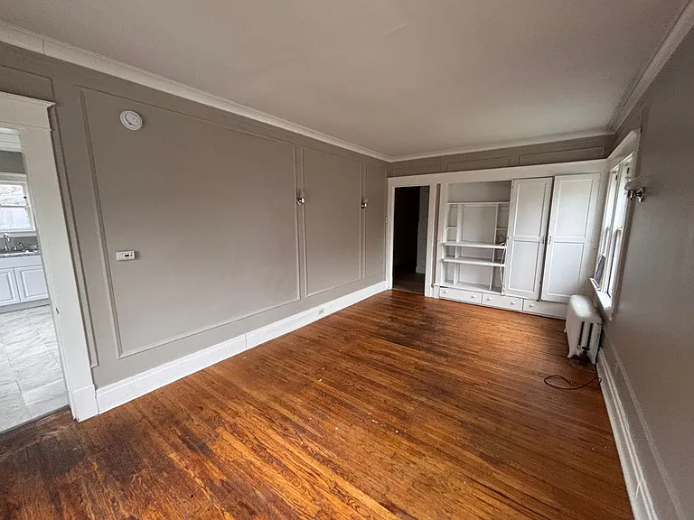 1558 Elmwood Ave — Photo 4