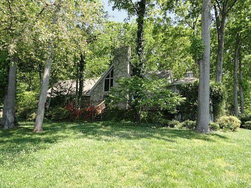 1st image of 122 Molly Rex Ln