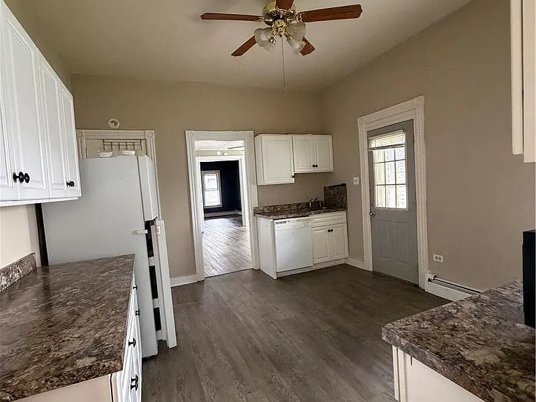 448 Market St — Photo 6