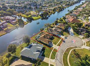 106 Locust Ln, Royal Palm Beach, FL 33411