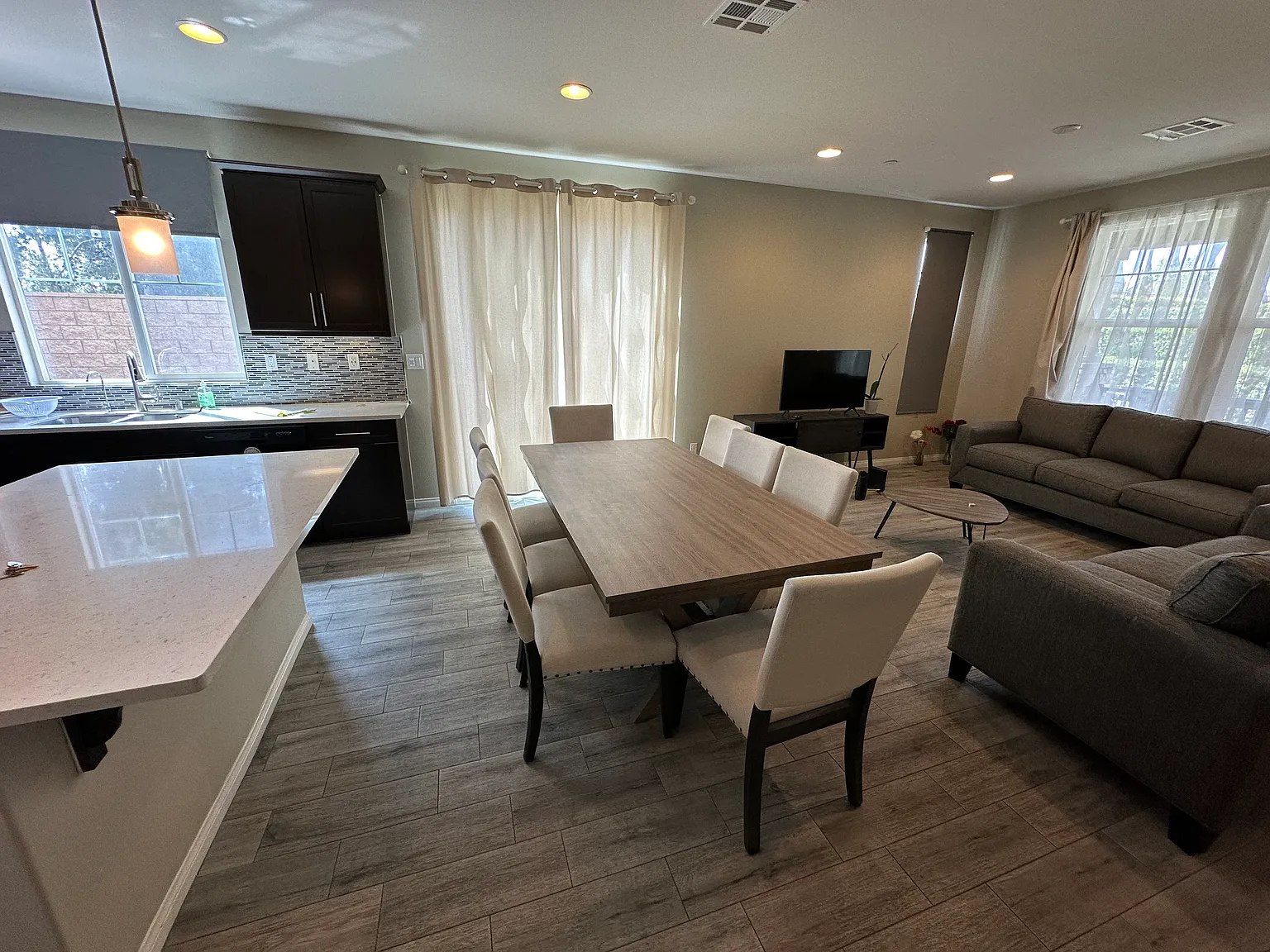 Cava Dr, Rancho Cucamonga — Photo 2