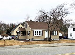 324 W Meadow Rd, Lowell, MA 01854
