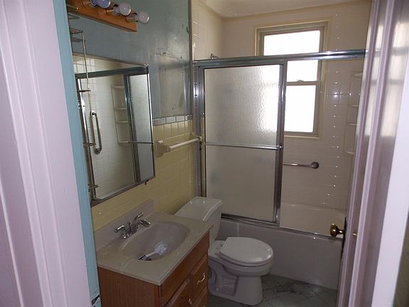 5th image of 3447 Alta Vista Ave