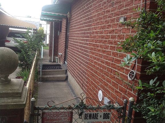 4th image of 1286 E 55th St