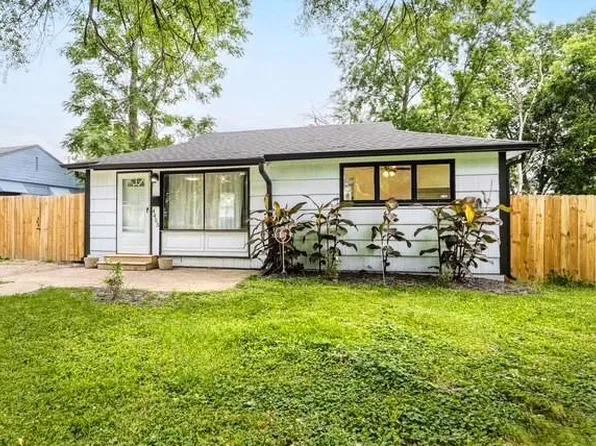 4405 Elmwood Ave, Kansas City, MO 64130