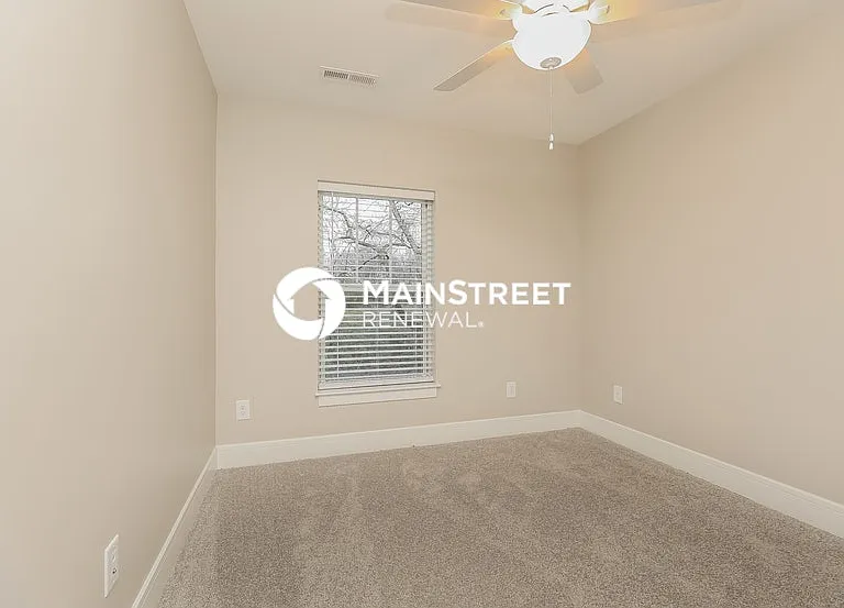 166 Noble Park Cir — Photo 12