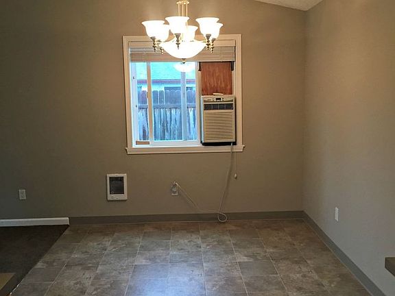 5th image of 1619 SE Blairmont Dr