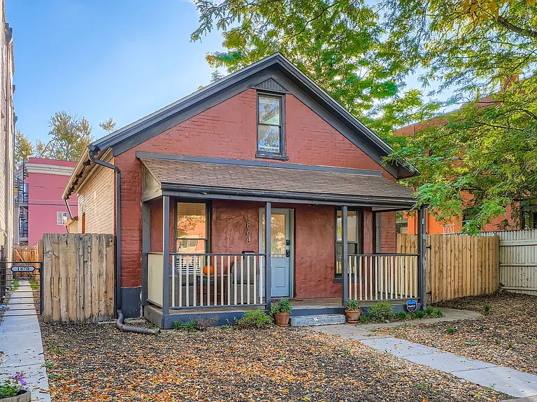 1864 Race St — Photo 1