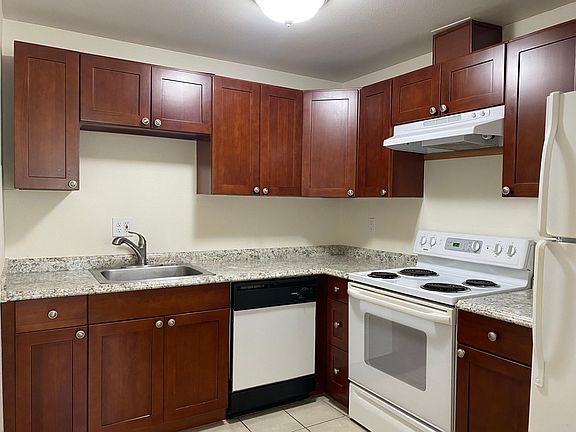 2nd image of 2212 9th Ave SW #3B