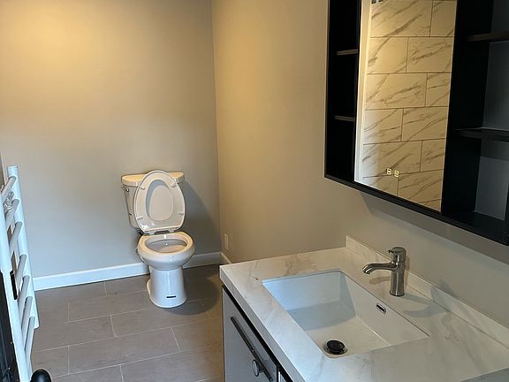 3rd image of 99 Ferry St #3C