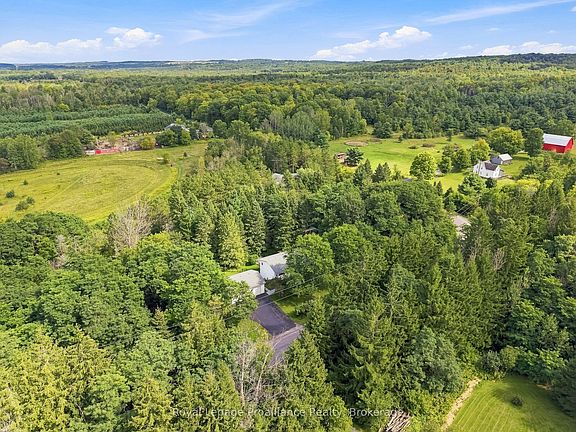 3rd image of 1528 Pinewood School Rd