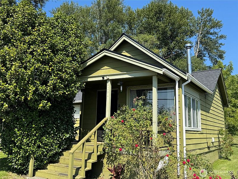 3rd image of 12026 59th Avenue S