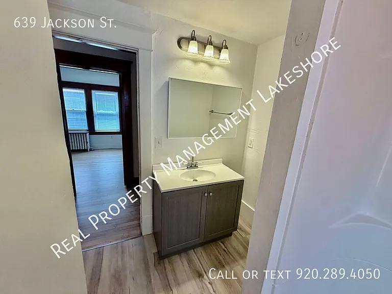 639 Jackson St — Photo 23