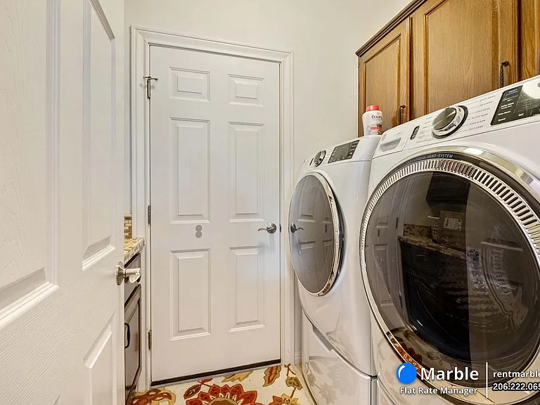 5511 Courtyard Dr — Photo 19
