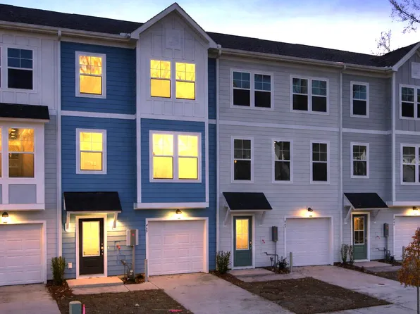 425 Caledon Ct, Johns Island, SC 29455