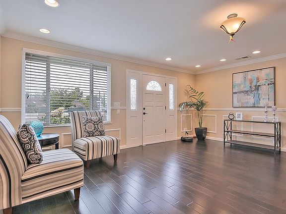 5th image of 14943 Conway Ave