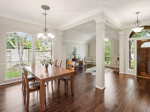 5th image of 7522 Orchard Hills Ln