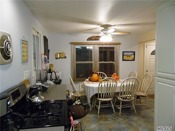 5th image of 8019 250th St