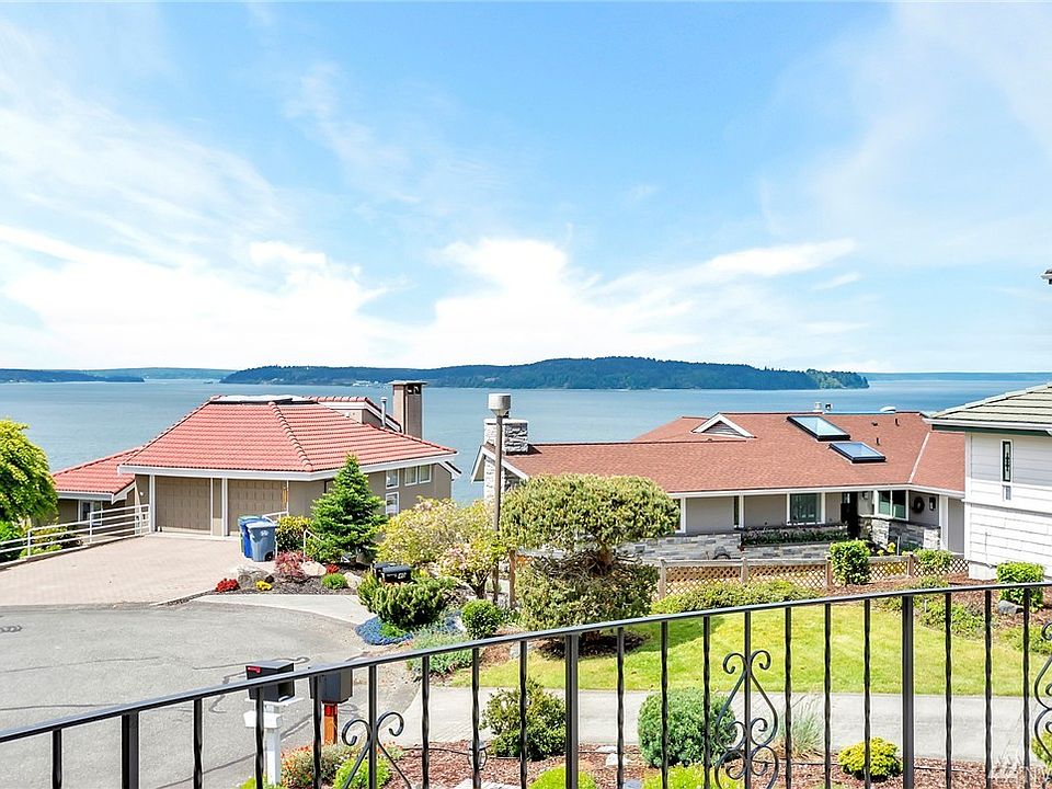 1st image of 43 Leschi Dr