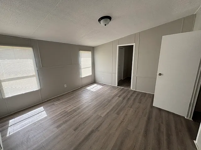 277 Grassey Ln — Photo 6
