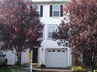 6930 Village Stream Pl, Gainesville, VA 20155