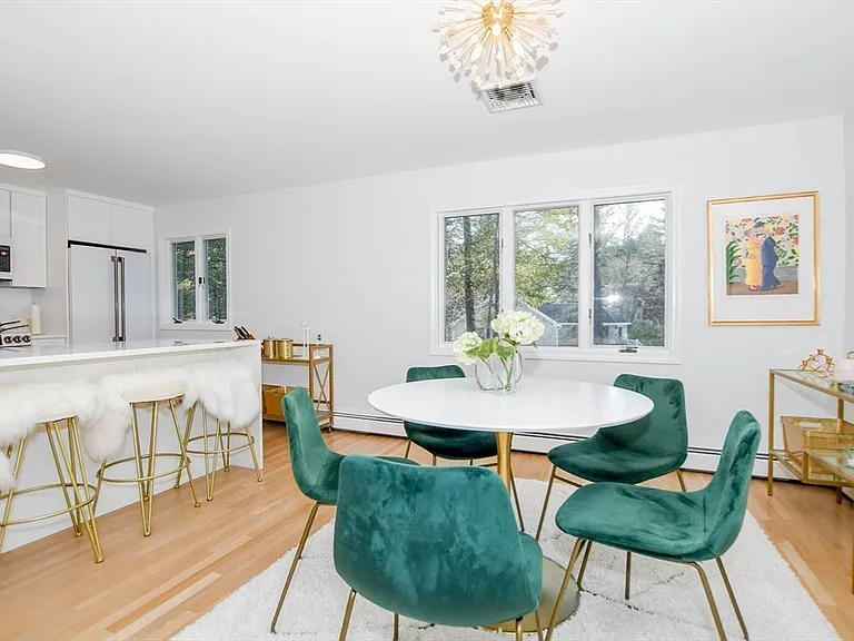 44 Register Rd — Photo 12