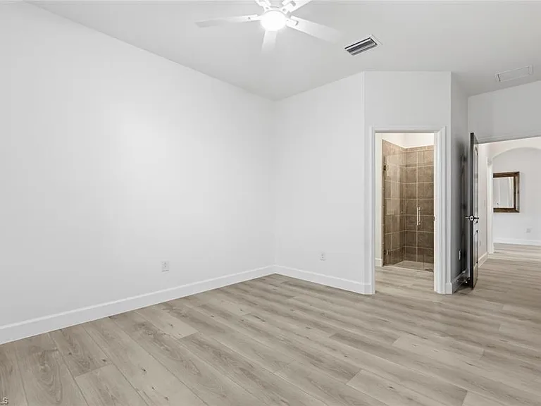 2290 Vermont Ln — Photo 19