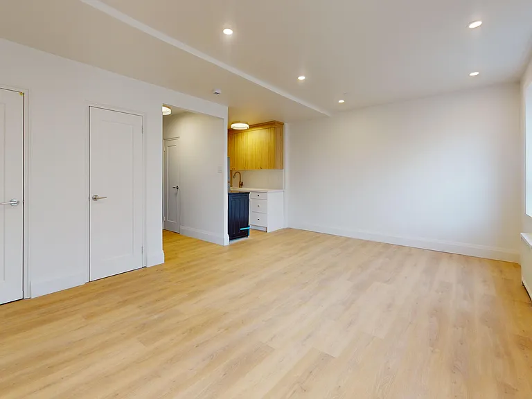 1 Marquette Ave — Photo 31